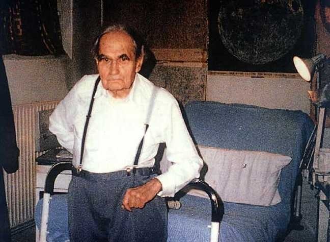 Рудольф Гесс в тюрьме Шпандау. 1986 год.