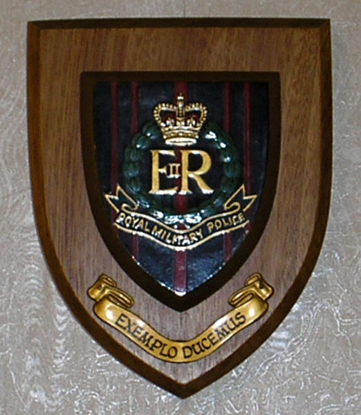 Эмблема Бюро специальных расследований британской Королевской военной полиции